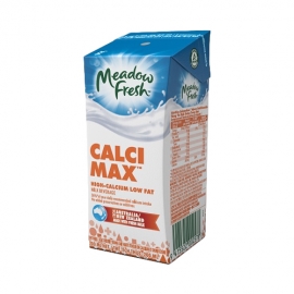 Sữa tươi Ít béo Giàu Canxi Meadow Fresh 200ml